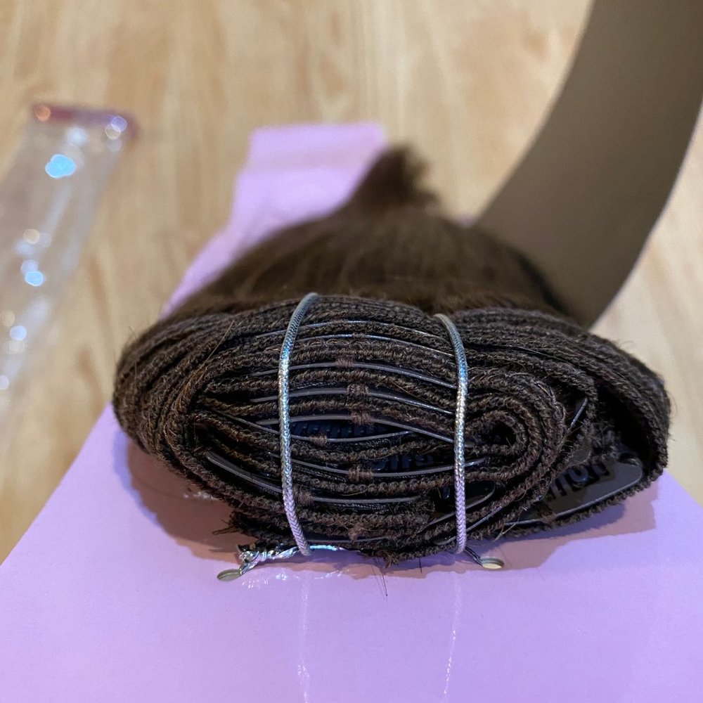 #72 18" MODERNE CLIP IN 100% HUMAN HAIR EXTENSION - Picture 2 of 4